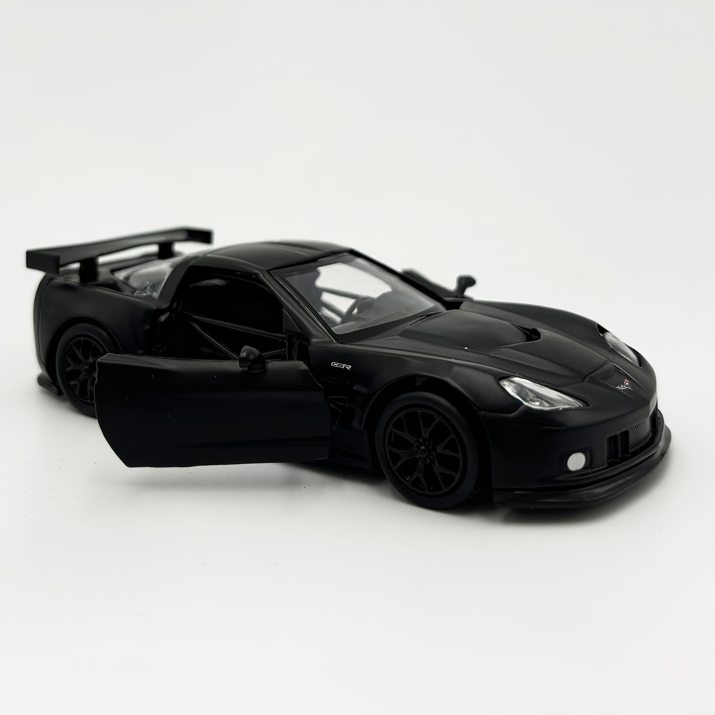 MAKEDA Corvette C6-R Black Pull-Back Alloy Car – Openable Door Toy Gift