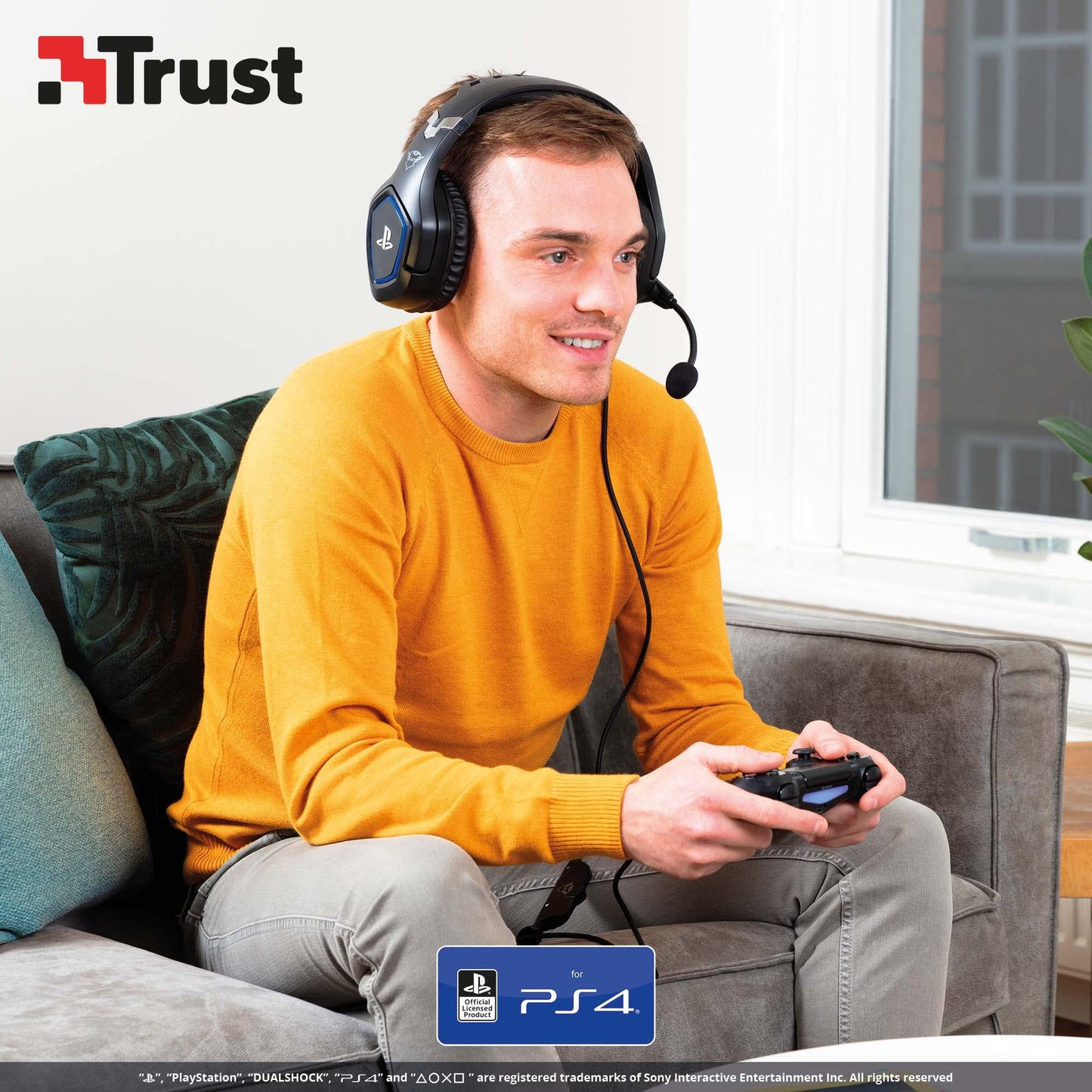 Trust GXT 488 Forze - Official PS4/PS5 Headset, Foldable Mic