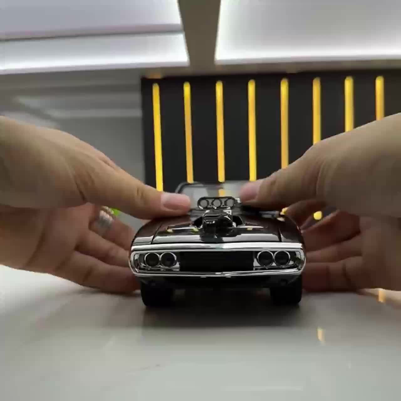 1:32 Alloy Black Toy Car Model – Sound & Light Effects, Great Gift Idea