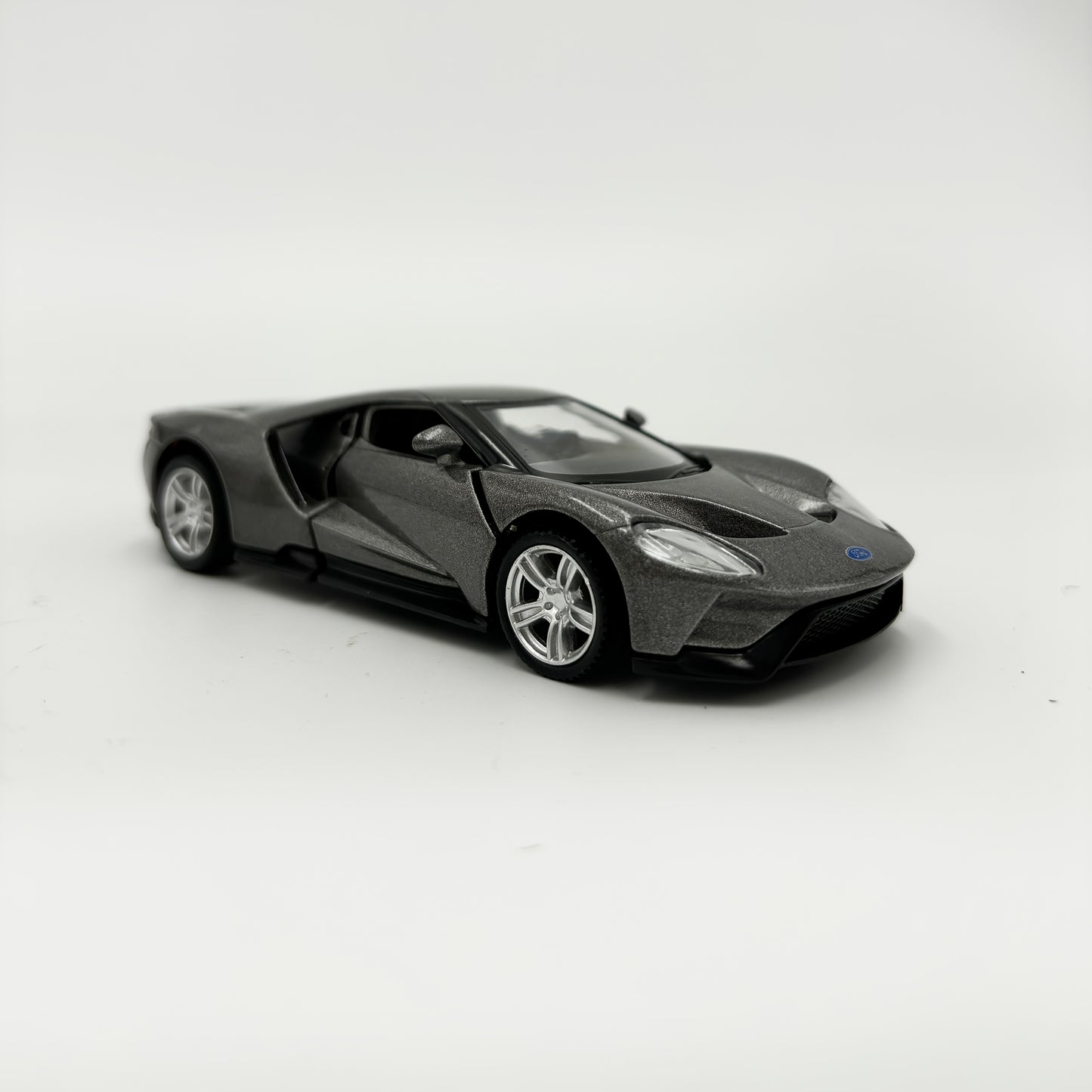 Ford GT Pull-Back Metal Car Model – MAKEDA Collectible Toy Gift