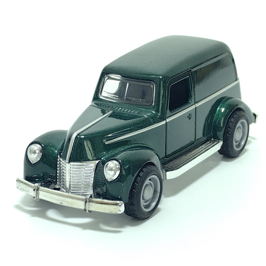 1:36 Die-Cast Vintage Classic Car Toy