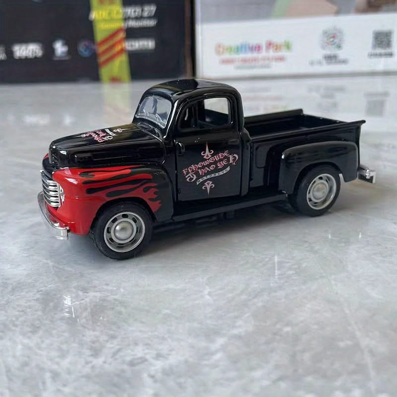 1:32 Alloy Graffiti Pickup Car Model – Die-Cast Toy with Openable Doors