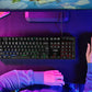 Trust GXT 835 Gaming-Tastatur, AZERTY RGB, Membran, Anti-Ghosting, USB