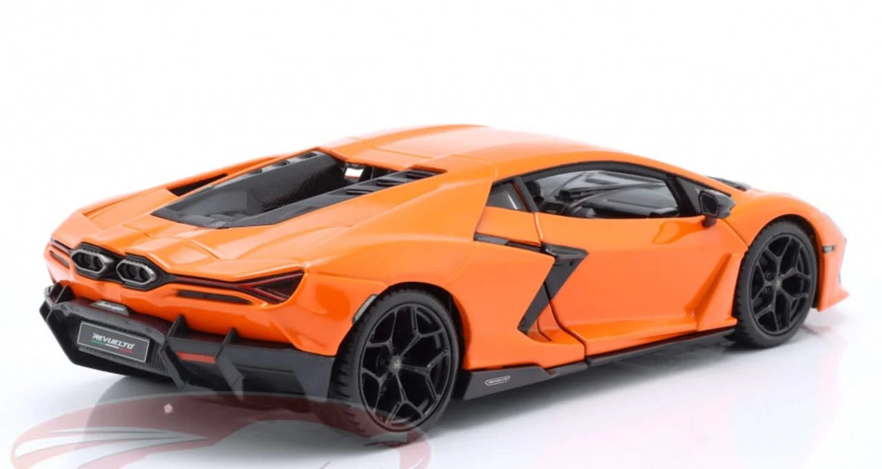 Bburago 1:24 Lamborghini Revuelto – Die-Cast Alloy Car Model