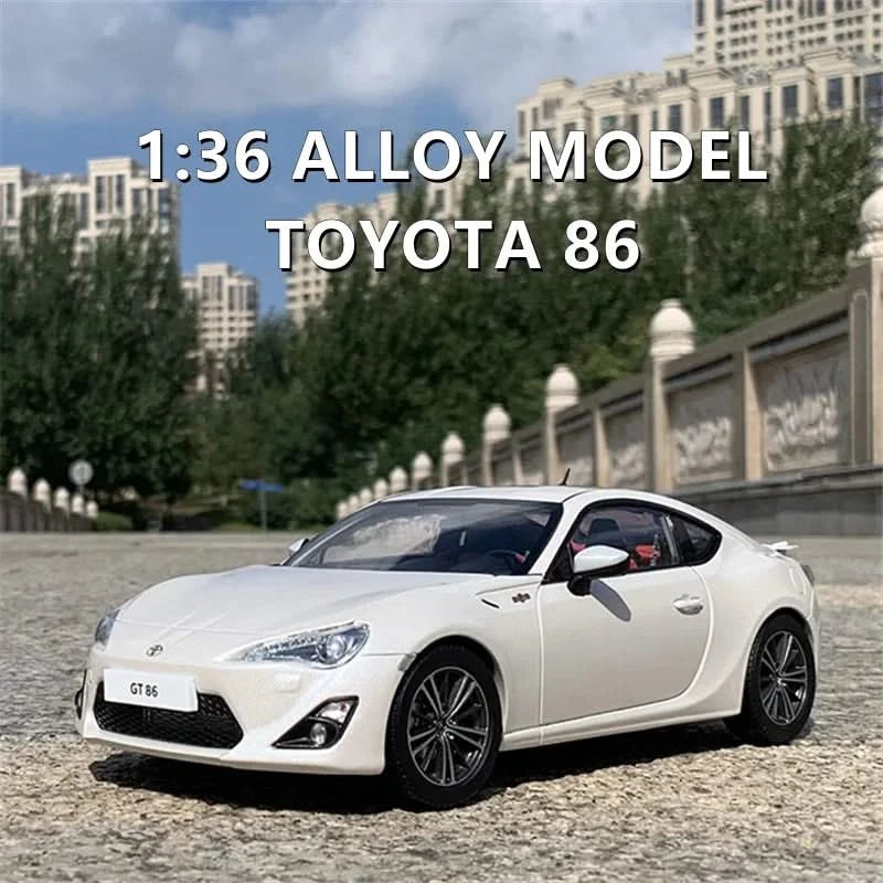 1:36 Toyota 86 Classic Car Diecast Alloy Sports Car Model Collection
