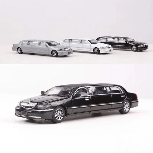 GCD 1:64 Town Car Limousine Alloy Model Car