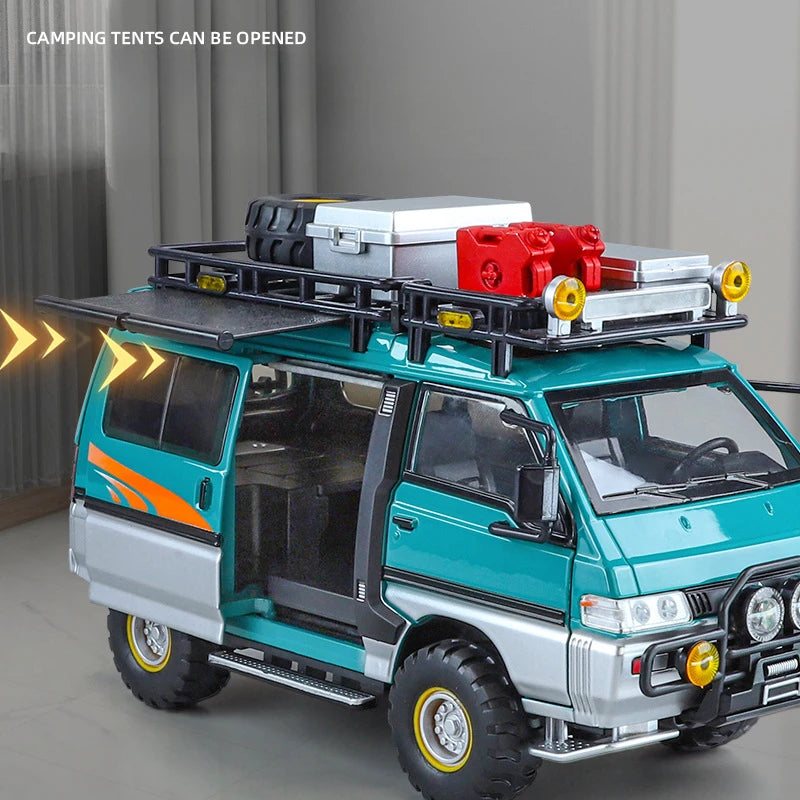 1/24 Mitsubishi Delica Alloy Off-road Vehicle Diecast Toy Model