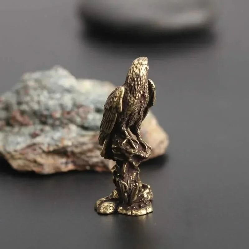 Eagle Statue Miniature Sculpture Handmade Copper Bird Figurine Decor