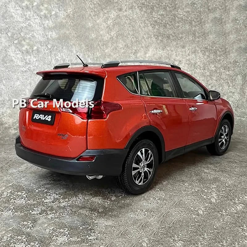 Original 1/18 RAV4 2013 alloy simulation car model toy ornament