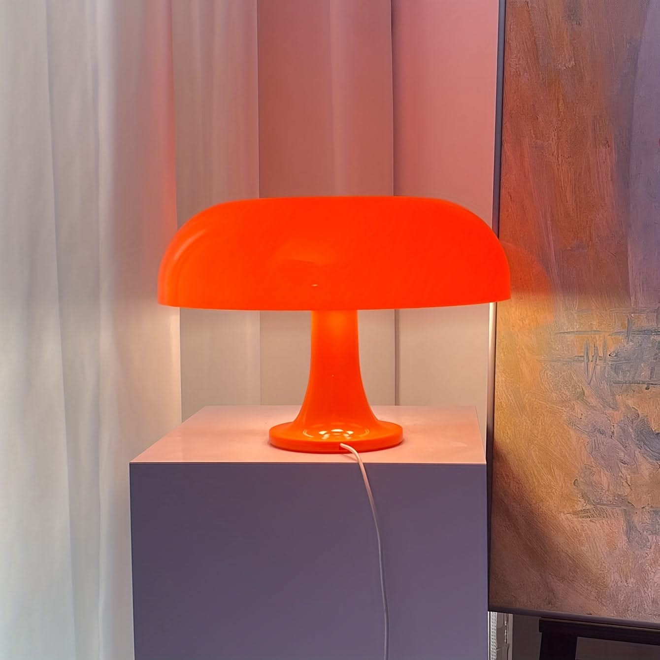 Sunset LED Table Lamp – Dimmable Minimalist Light for Home Decor